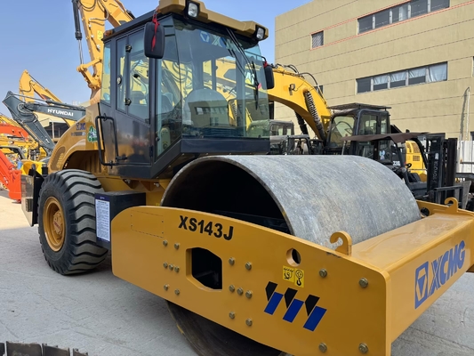 غلتک جاده‌ای تک درام XCMG XS143J با وزن 14 تن، در شرایط عالی