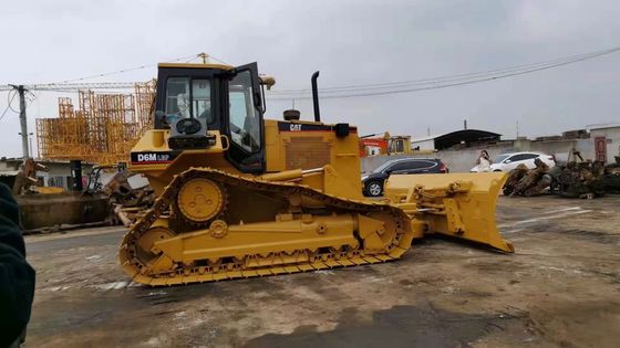 Caterpillar D6M LGP Crawler نصب شده بلدوزر دست دوم درایو بالا