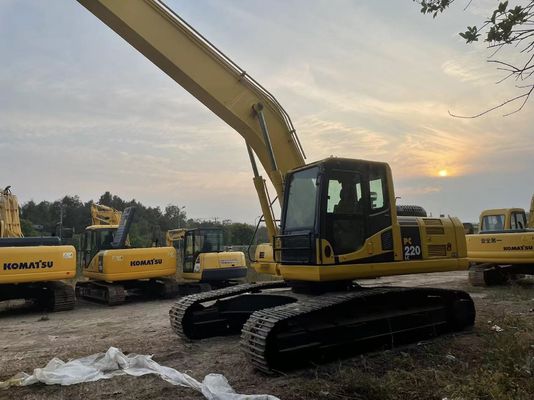 در اصل ژاپن استفاده شده Komatsu Excavator PC220-7 Crawler با بازوی 18 متری