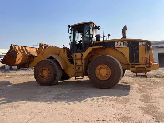 چرخ دار و دست دوم Caterpillar 980G Loader کار آسان در حالت خوب