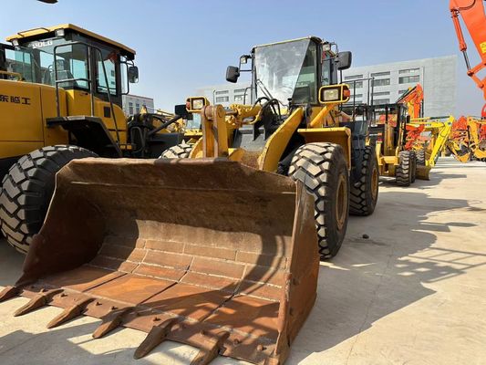 کاماتسو استفاده شده WA380 6 چرخ بارگذاری کامپکت با ظرفیت بارگذاری بالا