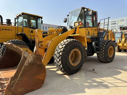 کاماتسو استفاده شده WA380 6 چرخ بارگذاری کامپکت با ظرفیت بارگذاری بالا