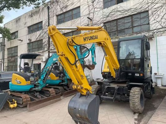 ماشین حفاری چرخدار مینی هیوندای مدل R60W-7 مستحکم و کارآمد