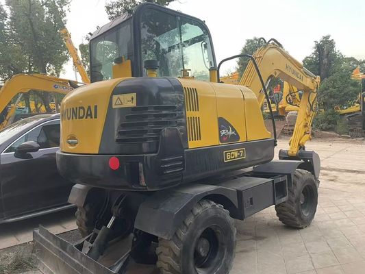 ماشین حفاری چرخدار مینی هیوندای مدل R60W-7 مستحکم و کارآمد