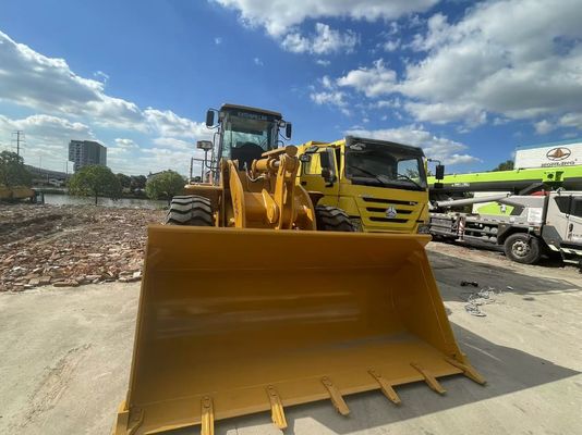 CAT 950H بارگذاری چرخ استفاده شده در محل ساخت و ساز بارگذاری جلو مورد استفاده در آفریقا