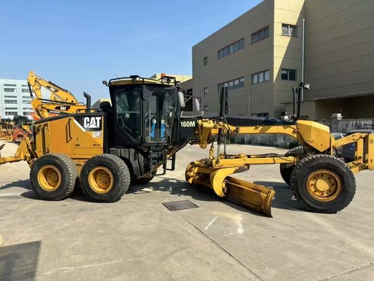 موتور گريدر اصلي ژاپني Caterpillar 160M در حالت عالي