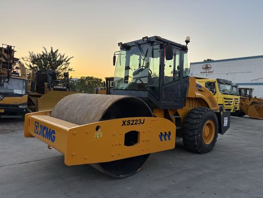 استفاده شده XCMG XS223J تک درام کمپکتور کار آسان و حالت خوب