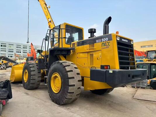 لودر چرخ‌دار Komatsu WA500-3 رنگ‌آمیزی شده و در شرایط عالی